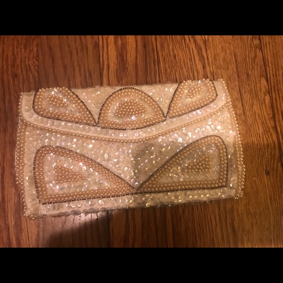 Vintage clutch Bags by Dormar - Picture 4 of 6